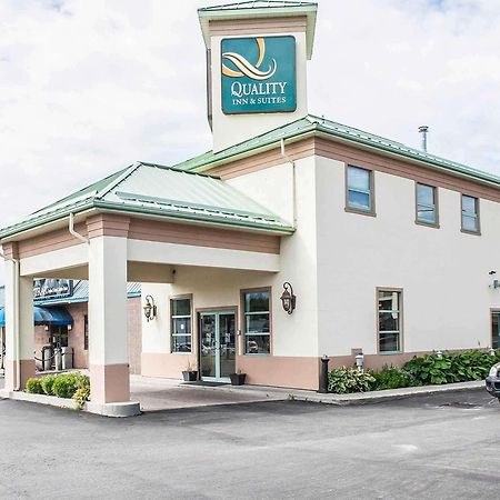 Quality Inn & Suites 1000 Islands Gananoque Exterior foto